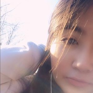 Meet your Posher, Liz